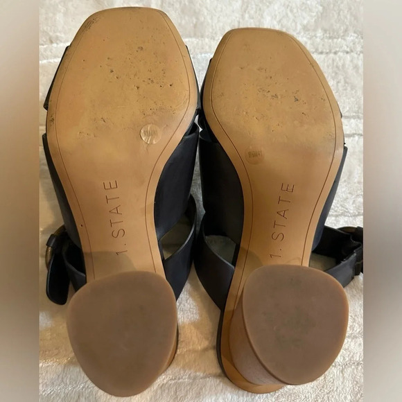 1. State leather slip on sandals with rounded column heel - black size 9.5 - Picture 6 of 8